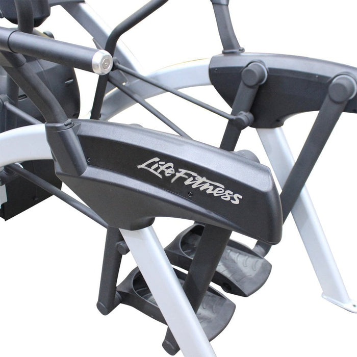 Refurbished Life Fitness Elevation Series GSC Arc Trainer with Discover SE3 Console