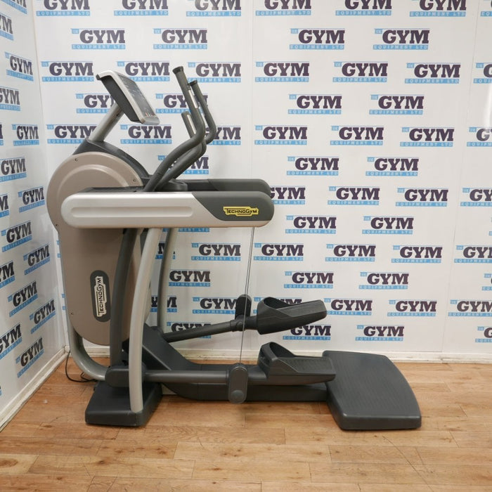 Refurbished Technogym Excite+ 700i Vario Cross Trainer