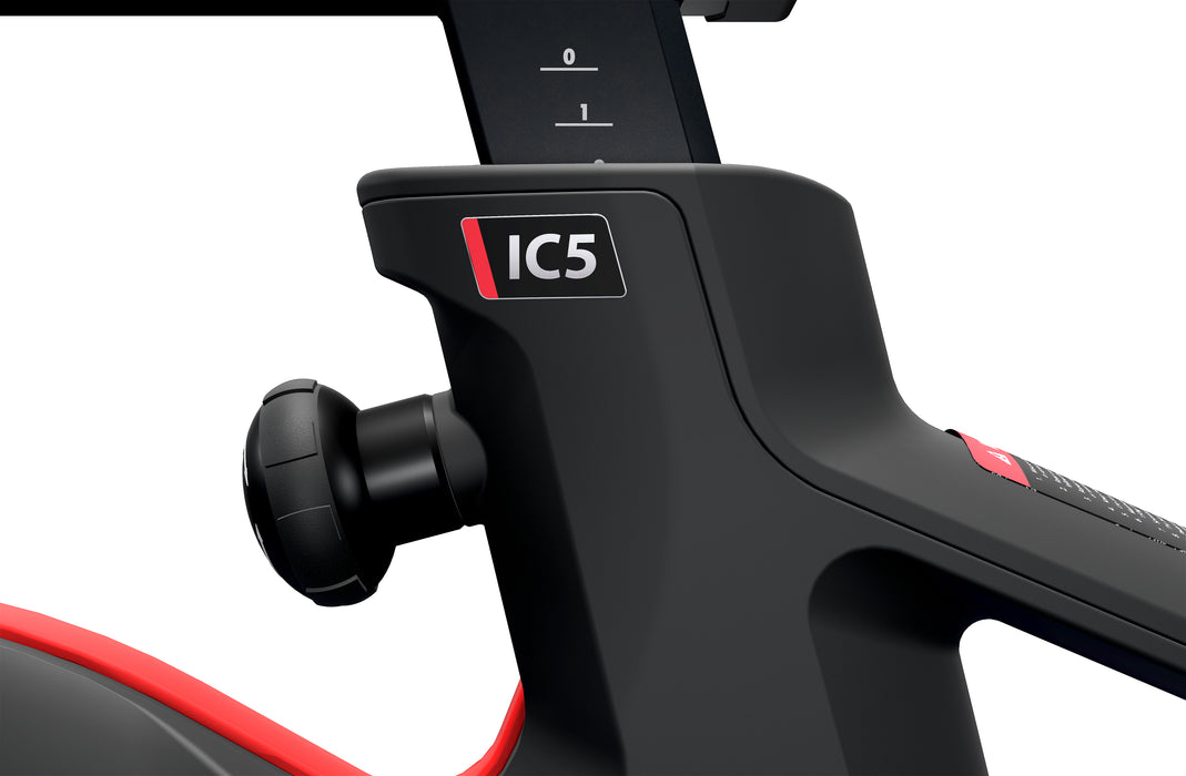 Life Fitness IC5 Group Exercise Bike